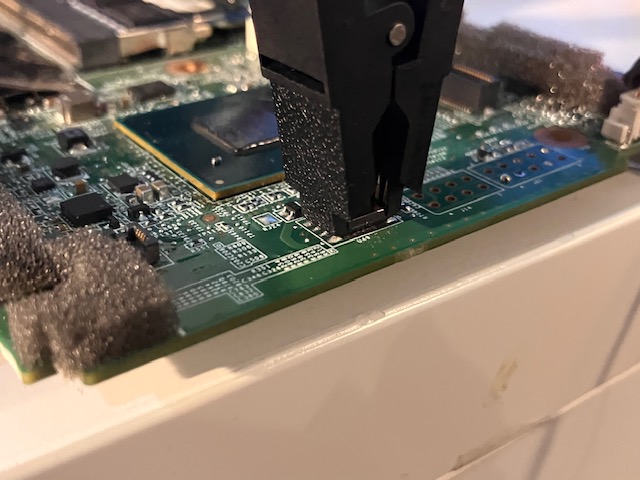 Clip on T420 bios chip